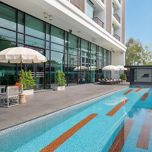 Tsix5 Hotel